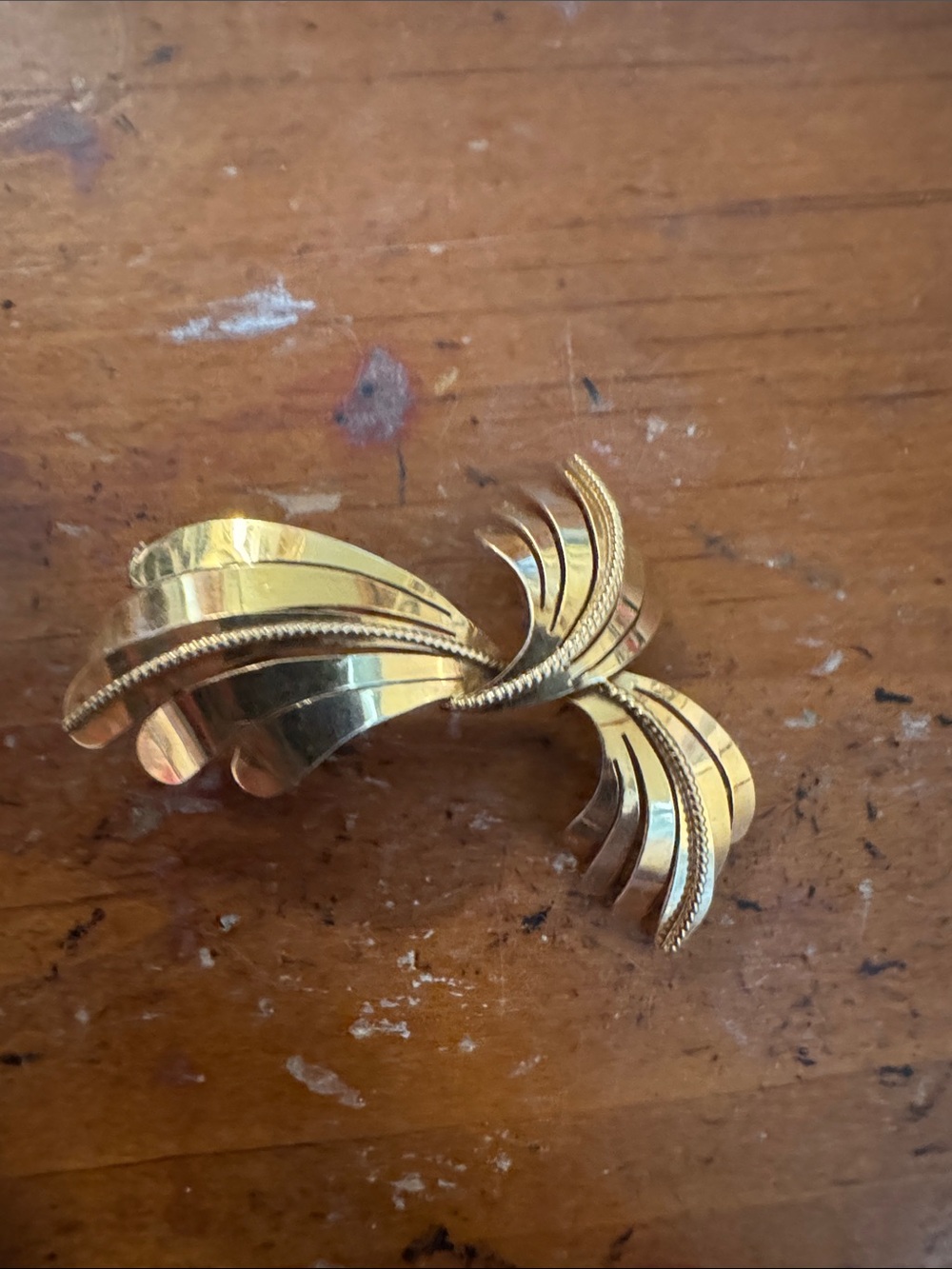 Gold-Tone Sculptural Swirl Brooch - Elegant Women’s Jewelry